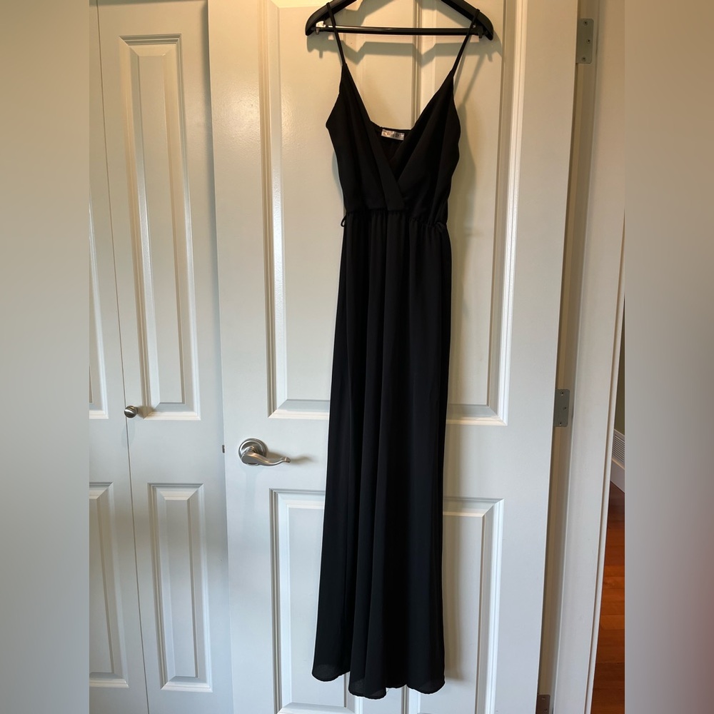 Elegant Black Maxi Dress